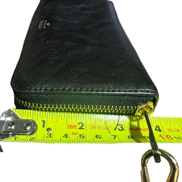 Fossil zip around leather wallet multiple card slots black - Picture 10 of 12
